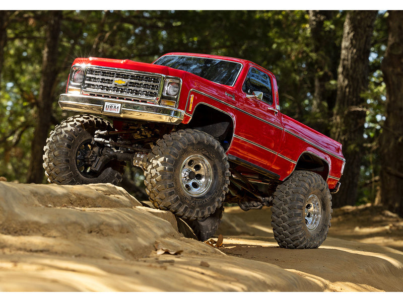 Traxxas TRX-4 Chevrolet K10 1979 1:10 RTR červený