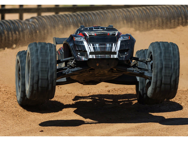 Traxxas Sledge 1:8 RTR modrý s belted pneu