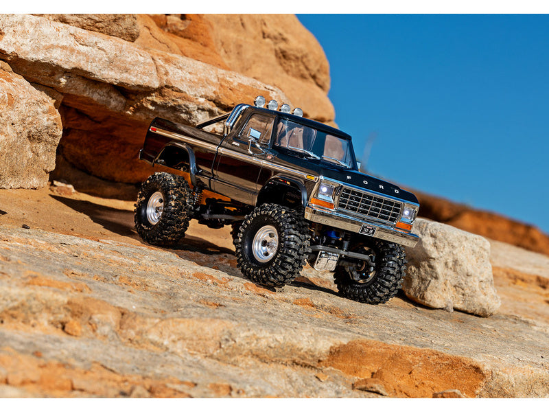 Traxxas TRX-4M Ford F-150 1979 1:18 RTR černý