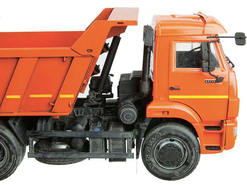 Zvezda Kamaz 65115 (1:35)