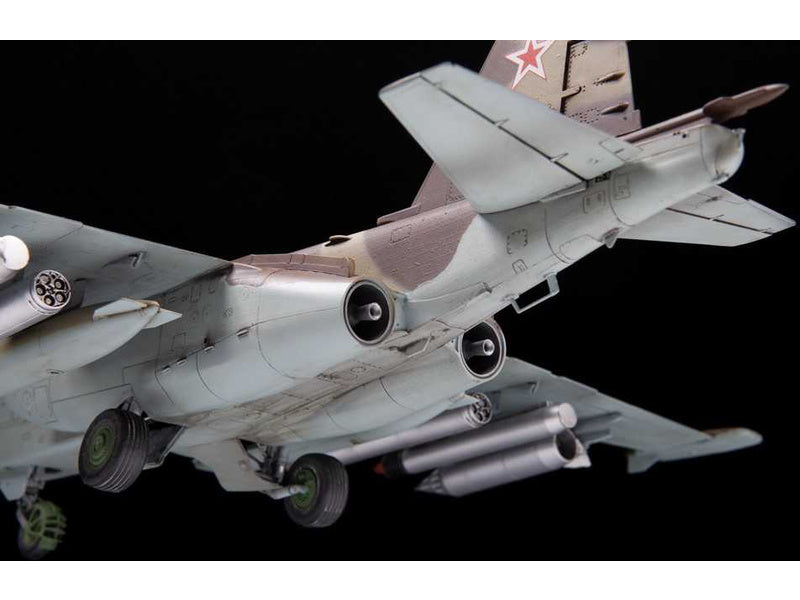 Zvezda Suchoj Su-25 Frogfoot (1:48)