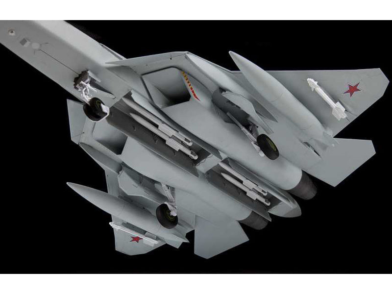 Zvezda Suchoj Su-57 (1:48)