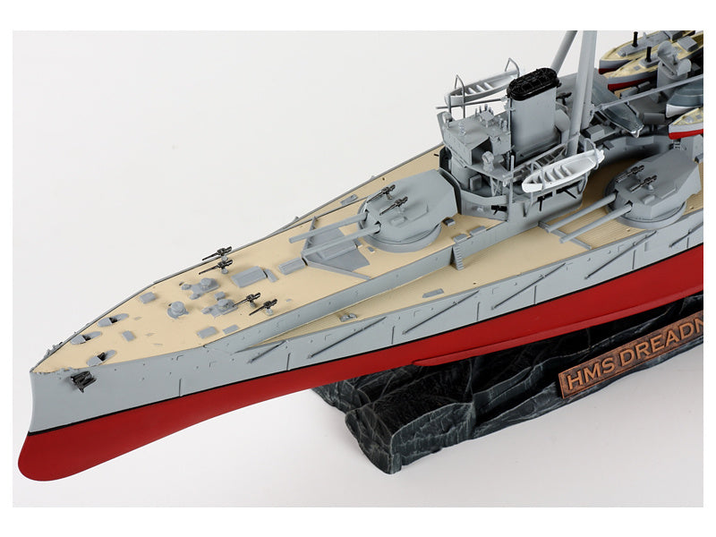 Zvezda Dreadnought ruská bitevní loď (1:350)