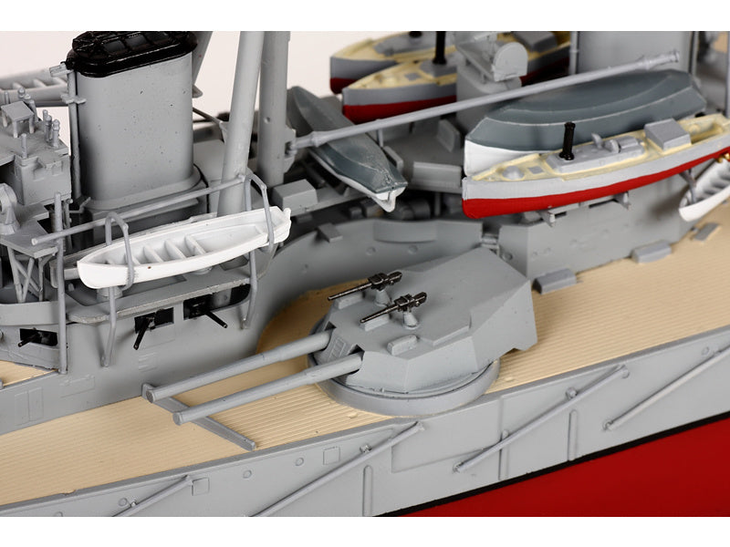 Zvezda Dreadnought ruská bitevní loď (1:350)