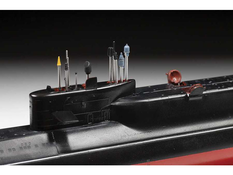 Zvezda Tula Submarine Delfin/Delta IV Class (1:350)