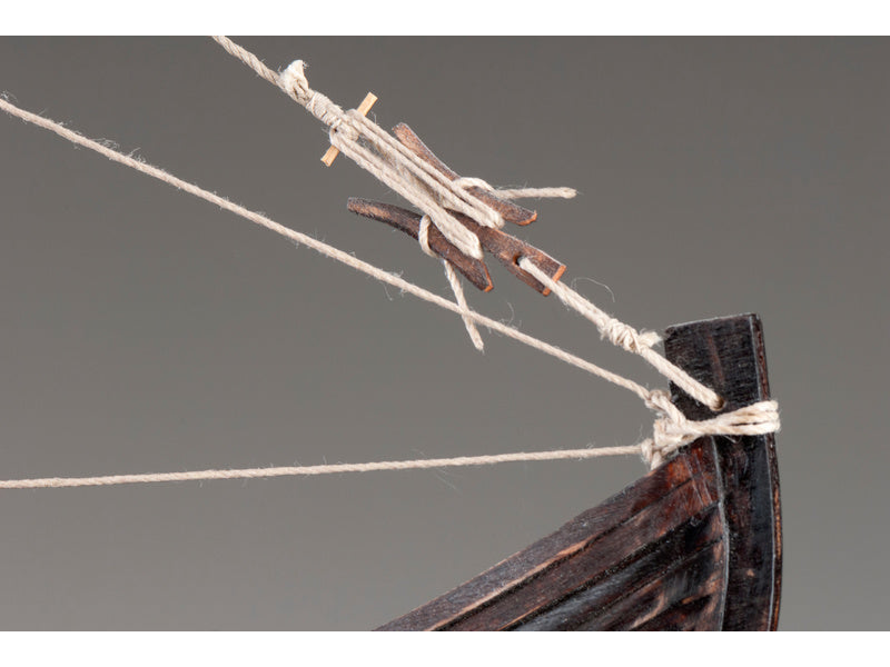 Dušek Vikingská loď Gokstad 1:35 kit